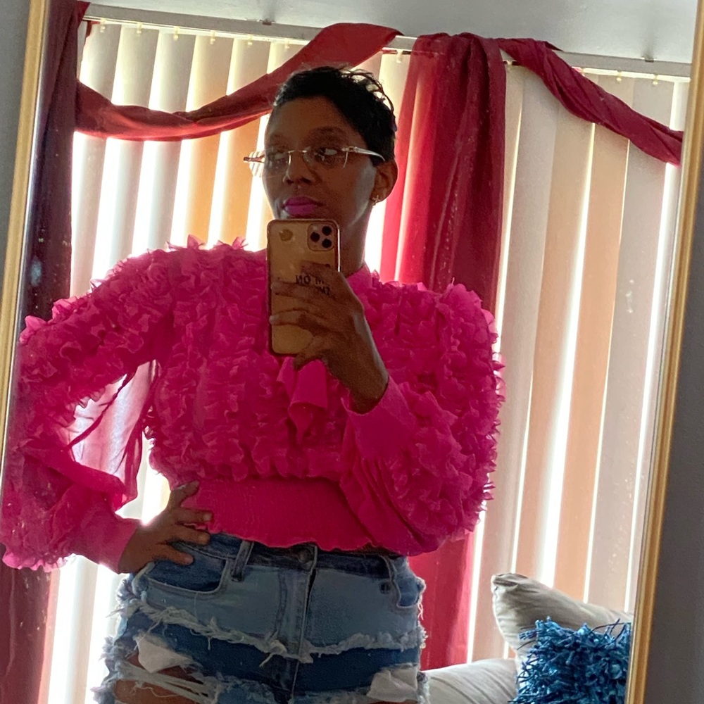 Meet your Posher, Pamela